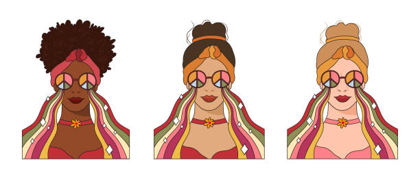 illustrations, cliparts, dessins animés et icônes de portrait de filles hippies groovy avec des lunettes arc-en-ciel, les femmes rétro des années 70 font face à différentes options de couleur de peau, affiche amusante ou modèle préfabriqué imprimé de t-shirt, paquet vectoriel dessiné à la main - 1970s style women hippie retro revival