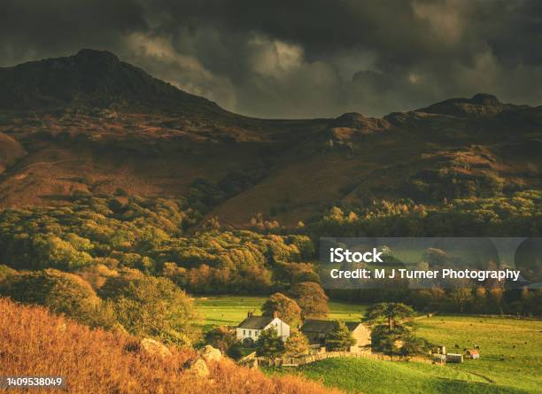 Wha House Farm Below Harter Fell Stock Photo - Download Image Now - Cumbria, Eskdale Valley, Autumn