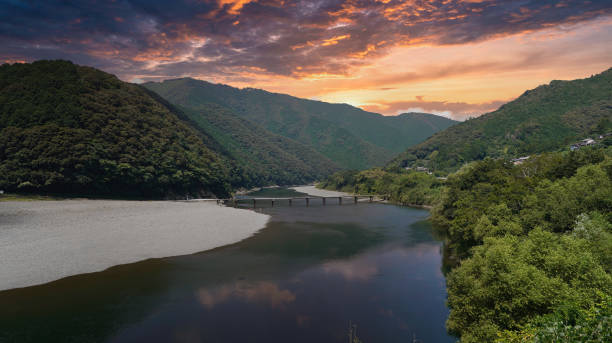 "chinkabashi" en la prefectura de kochi - shikoku fotografías e imágenes de stock