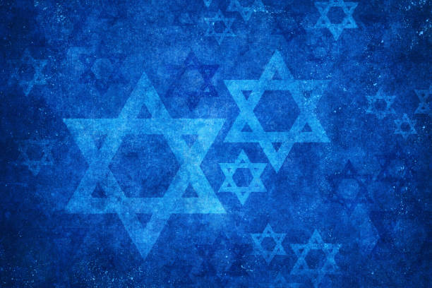 звезда давида на синем фоне - judaism стоковые фото и изображения