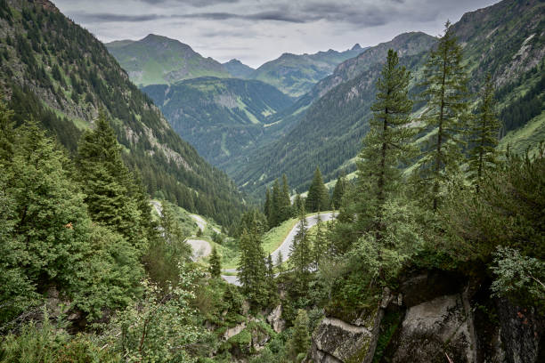 silvretta alpine road w vorarlberg, austria - silvretta zdjęcia i obrazy z banku zdjęć