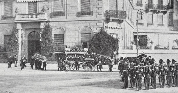 istock Sisi, transfer of the corpse to the train station in Geneva 1409736165