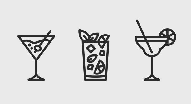 illustrazioni stock, clip art, cartoni animati e icone di tendenza di icone dei cocktail. icone di cocktail dal contorno semplice isolate su sfondo grigio. icone per il web design, interfaccia dell'app. illustrazione vettoriale - silhouette vodka bottle glass