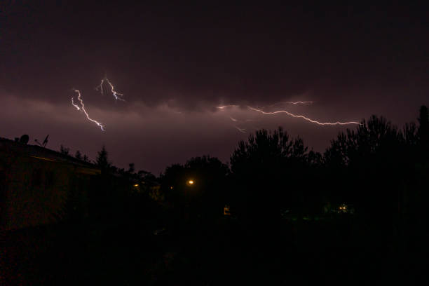 istock Lightning/lightning photo taken at night when it's raining 1409771218