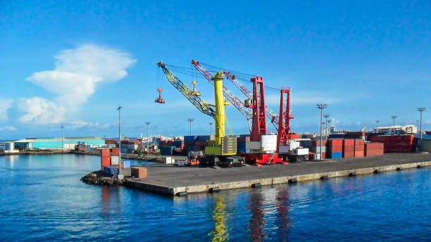 istock Door cranes and containers 1409817261