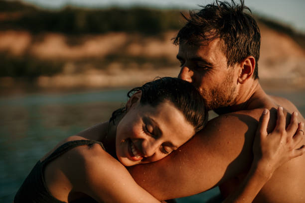 istock Kiss of the sun 1409822312