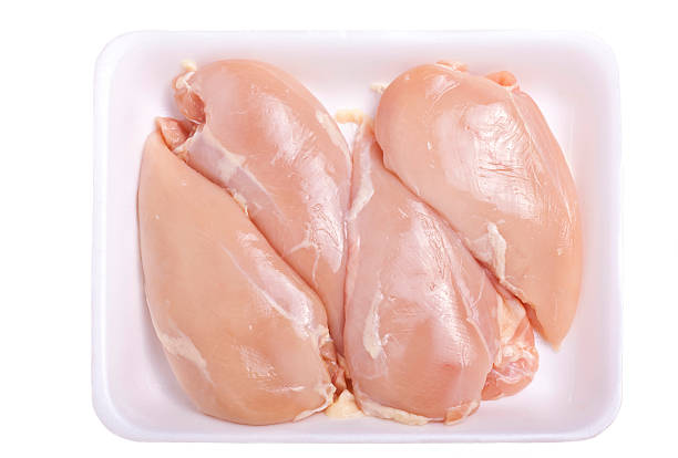 pollo brest - skinless chicken breast fotografías e imágenes de stock