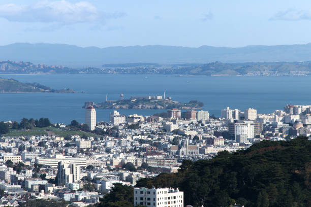 istock Alcatraz San Francisco Bay 1409828035