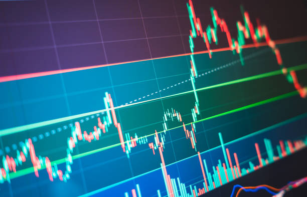 istock Strong inflation, anxious consumers add up to more worries recession 1409849232