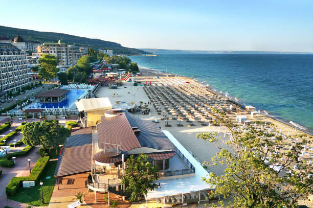 kuvapankkikuvat ja rojaltivapaat kuvat aiheesta panoraama bulgarian tunnetusta lomakeskuksesta - sunny beach. - aurinkoinen