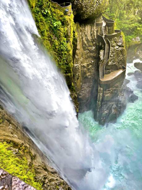 istock WATERFALL PAILON DEL DIABLO BANOS ECUADOR 1409959138