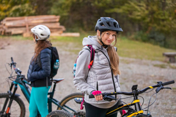 istock Two young women on a e-bike ride 1409969542