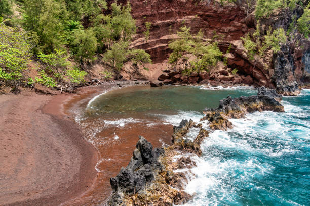 istock Red Sand Beach in Maui, Hawaii 1409971995