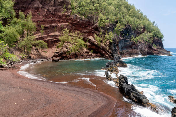 istock Red Sand Beach in Maui, Hawaii 1409972053