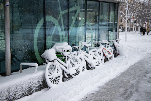 Bicycles in Stockholm, the snow on the streets