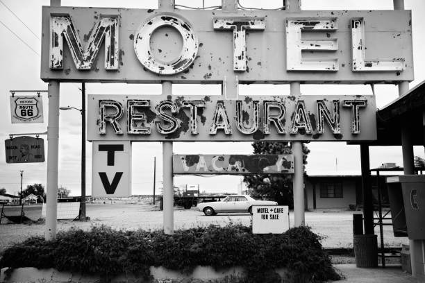 66번 국도의 빈티지 모텔 사인. - route 66 sign hotel retro revival 뉴스 사진 이미지
