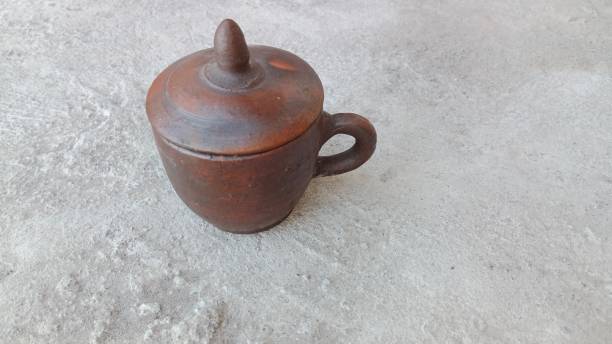 istock glass of clay 1410040217
