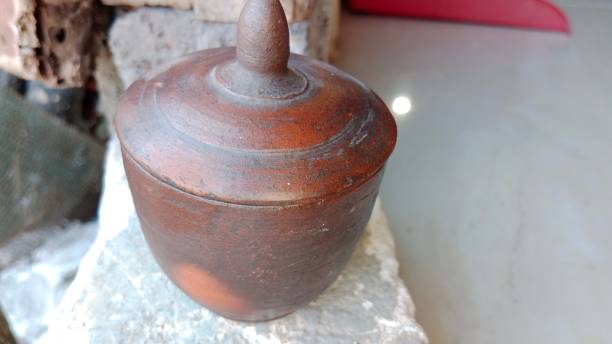 istock glass of clay 1410040277
