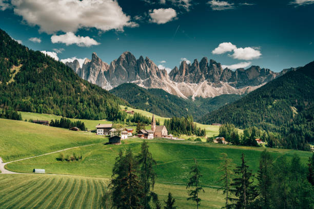 Santa Magdalena in Val di Funes Santa Magdalena in Val di Funes trentino south tyrol stock pictures, royalty-free photos & images