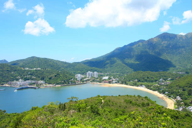 란타우 섬의 mui wo와 silvermine beach의 아름다운 풍경, 홍콩 - 란타우 섬 뉴스 사진 이미지