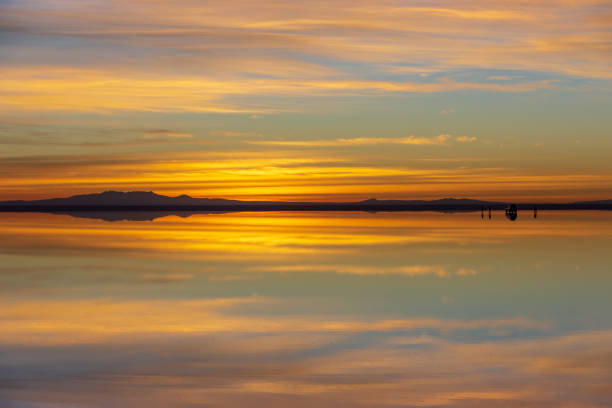 istock Salar de Uyuni Sunrise 1410437835