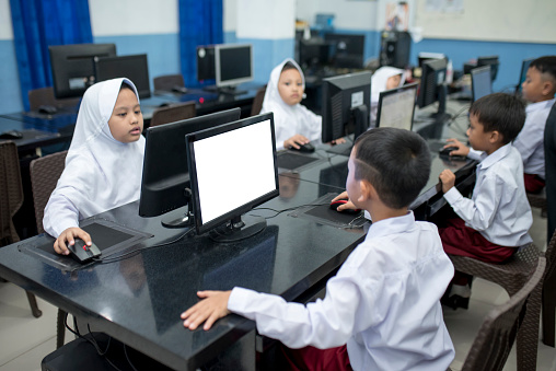 Students study in computer Lab