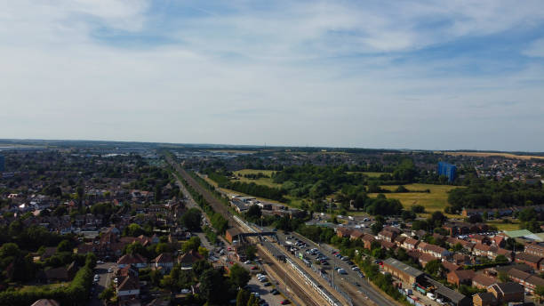 aerial footage and high angle view of train and tracks at luton railway station of england uk - escaping the rat race imagens e fotografias de stock