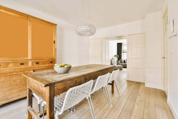 istock Spacious dining room in a cozy house 1410537534