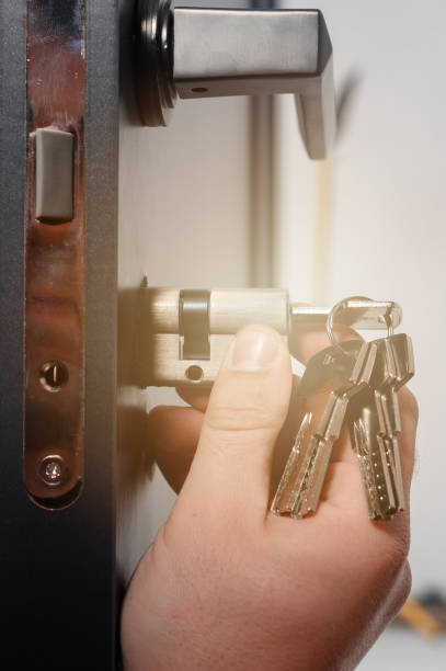 A Key in a Dead Bold Lock