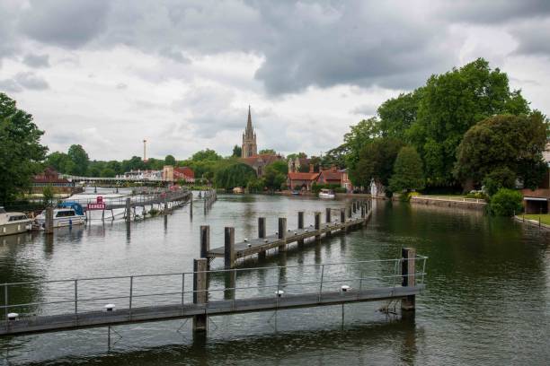 istock Marlow and the Thames as seen from Marlow Lock 1410696161