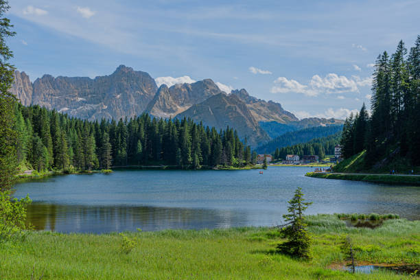 istock Lake of Misurina 1410764230