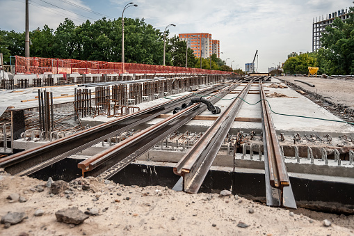 Laying rails on bridge construction