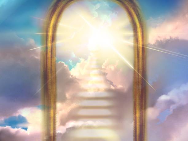 ilustraciones, imágenes clip art, dibujos animados e iconos de stock de ilustración de la luz divina que brilla desde el cielo más allá de la misteriosa puerta que conduce al cielo, brillando a través de un hueco en el mar de nubes. - gods rays illustrations