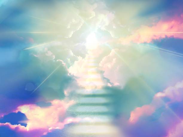 illustrazioni stock, clip art, cartoni animati e icone di tendenza di illustrazione di una misteriosa scala di nuvole che conduce al cielo e alla luce divina che splende dal cielo - god spirituality sunbeam heaven