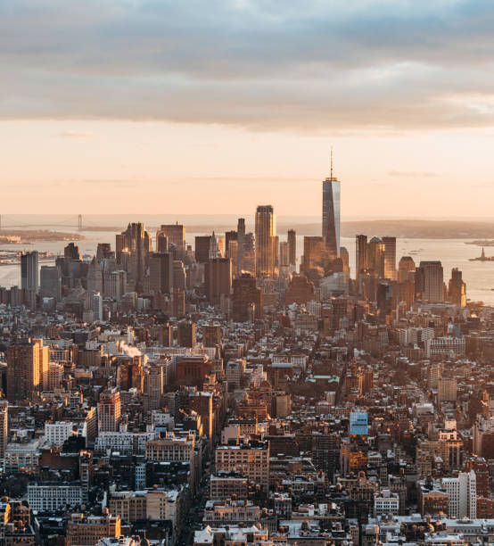 aerial view of downtown manhattan / nyc - lower manhattan financial district downtown district manhattan imagens e fotografias de stock