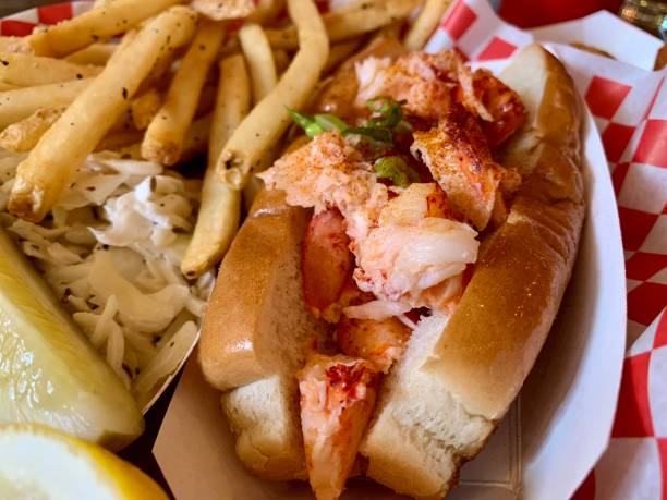 istock Fresh Maine Lobster Roll 1410888164