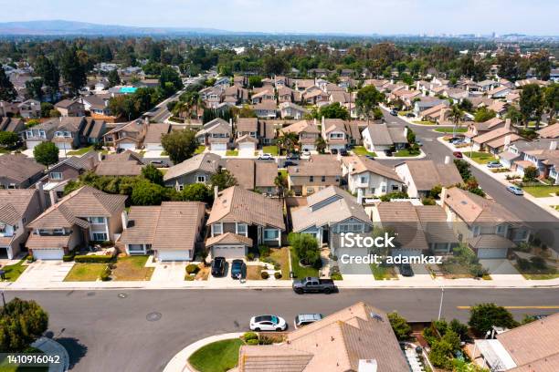 サウスオレンジカウンティカリフォルニア州の空中不動産 - 不動産のストックフォトや画像を多数ご用意 - 不動産, 家, カリフォルニア州