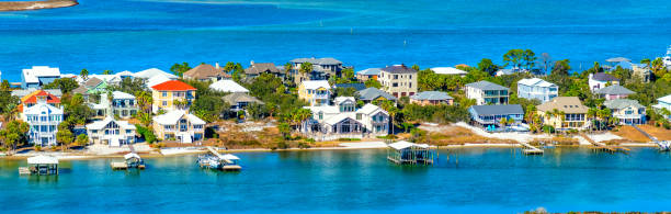 isla ono alabama - coastal property fotografías e imágenes de stock