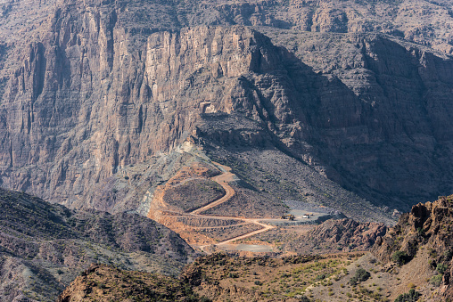 Jebel Akhdar is famous for its labyrinth of wadis and terraced orchards, where pomegranates, apricots and roses grow in abundance due to its mild Mediterranean climate.