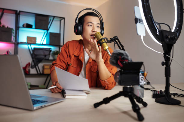 istock Blogger Recording Voiceover for Video 1411034480