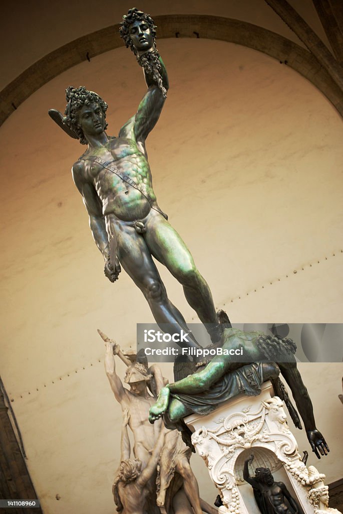 Estatua de bronce de perseo, Florencia, Toscana, Italia - Foto de stock de Estatua libre de derechos