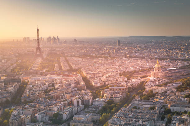 Eiffel tower and Les Invalides at dramatic sunrise Paris, France Eiffel tower and Les Invalides at sunrise Paris, France outer paris stock pictures, royalty-free photos & images