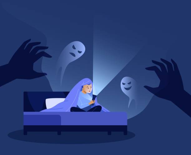 ilustraciones, imágenes clip art, dibujos animados e iconos de stock de pesadillas infantiles. ansiedad niño bajo manta asustado de la cama del monstruo habitación oscura, niño pesadilla miedo niño fantasma miedo boogeyman oscuridad dormitorio horror dibujos animados ilustración vectorial - child bedtime imagination dark