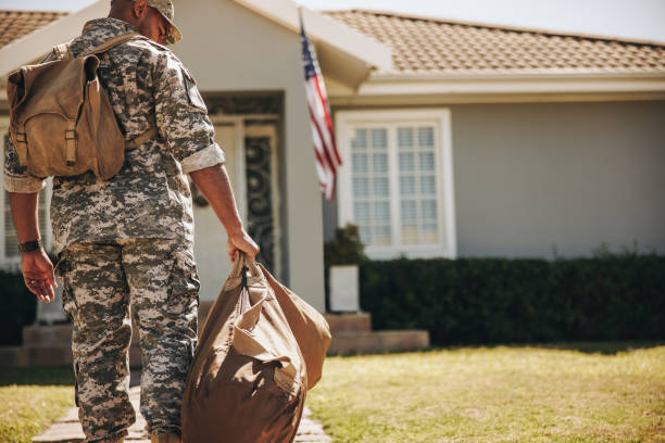istock American soldier coming back home from the army 1411191656