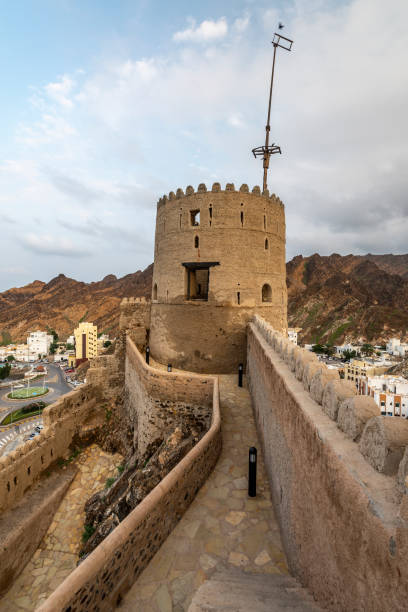 muttrah fort,muscat,sultanato dell'oman. - oman greater masqat fort tourism foto e immagini stock