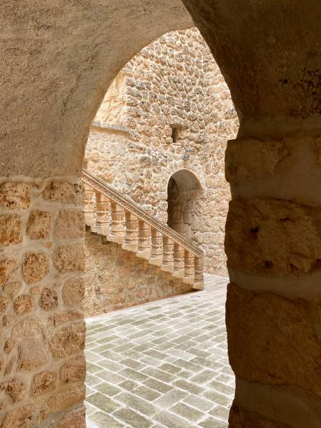 mor gabriel monastery - sao gabriel tower imagens e fotografias de stock