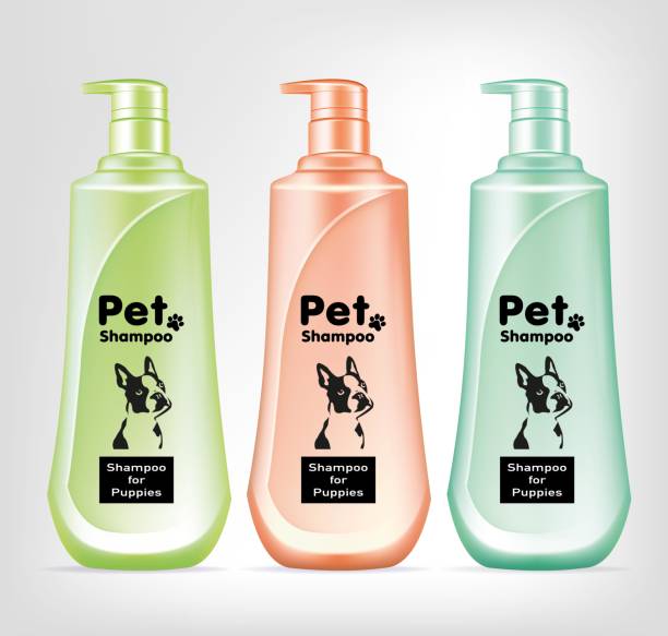 ilustraciones, imágenes clip art, dibujos animados e iconos de stock de cosmética para mascotas. champú y spray para perro y cachorro.ilustración vectorial - can label packaging blank