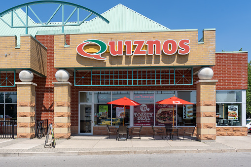 Oakville, ON, Canada - July 22, 2022: A Quiznos restaurant is shown in Oakville, ON, Canada. Quiznos is an American franchised fast-food restaurant.