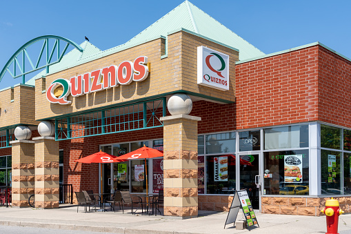 Oakville, ON, Canada - July 22, 2022: A Quiznos restaurant is shown in Oakville, ON, Canada. Quiznos is an American franchised fast-food restaurant.