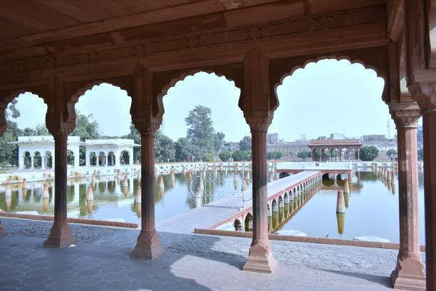 istock Mughal garden, shalamar bagh, lahore, pakistan. 1411538511
